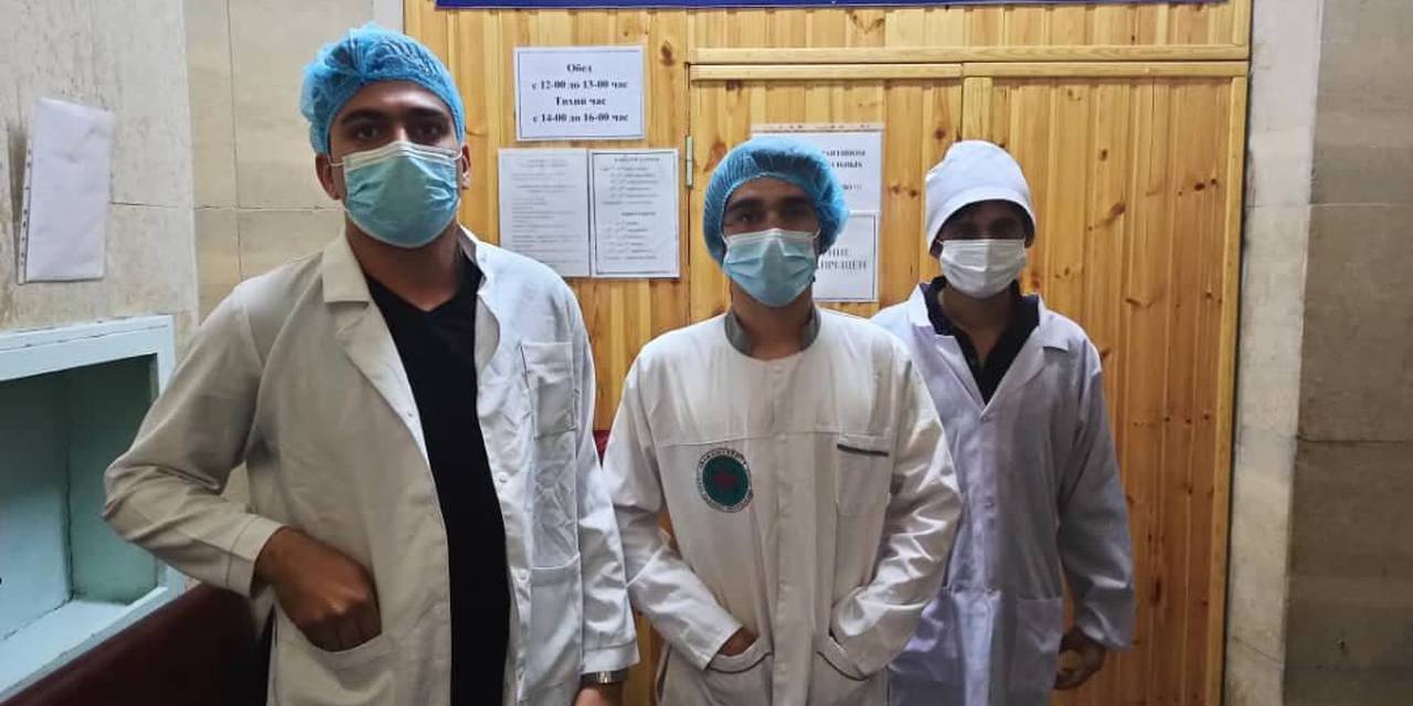 Students of the 2nd and 3rd year of the Higher School of Medicine of ADAM University undergo practical training at the Tokmok Territorial Hospital.