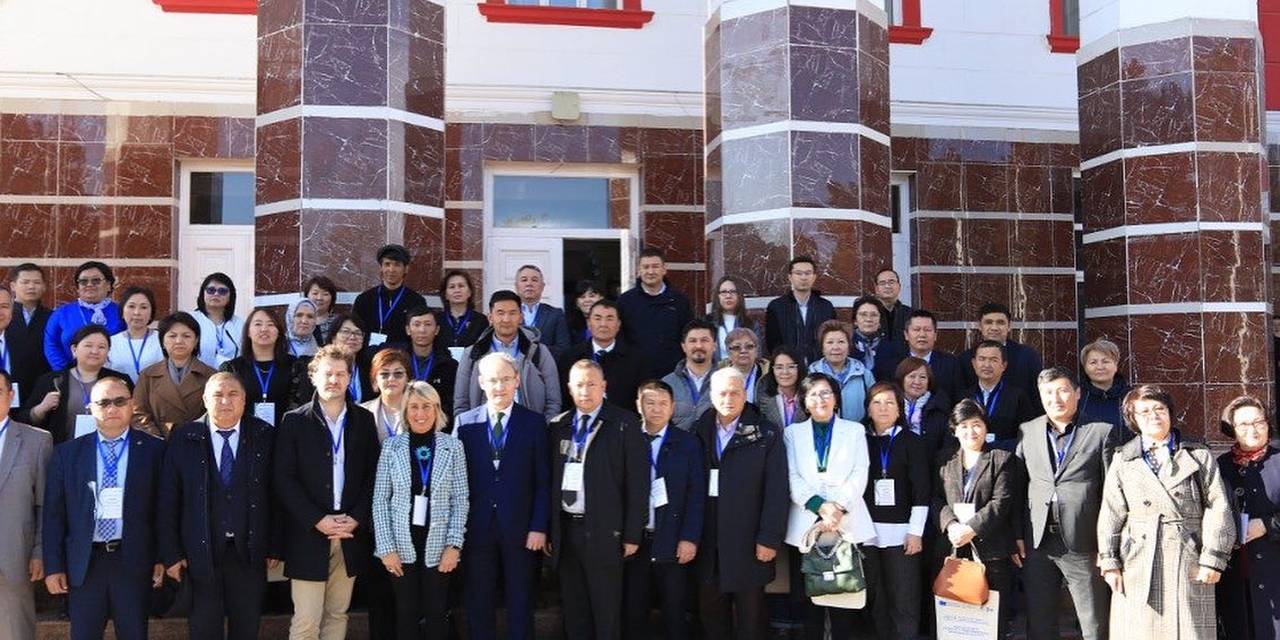 С 6 по 7 декабря 2023 Университет Адам как один из участников проекта ДЕФА "Развитие финансовой автономии ВУЗов Кыргызстана", участвует в семинаре, который проходит в Ошском Государственном Университете
