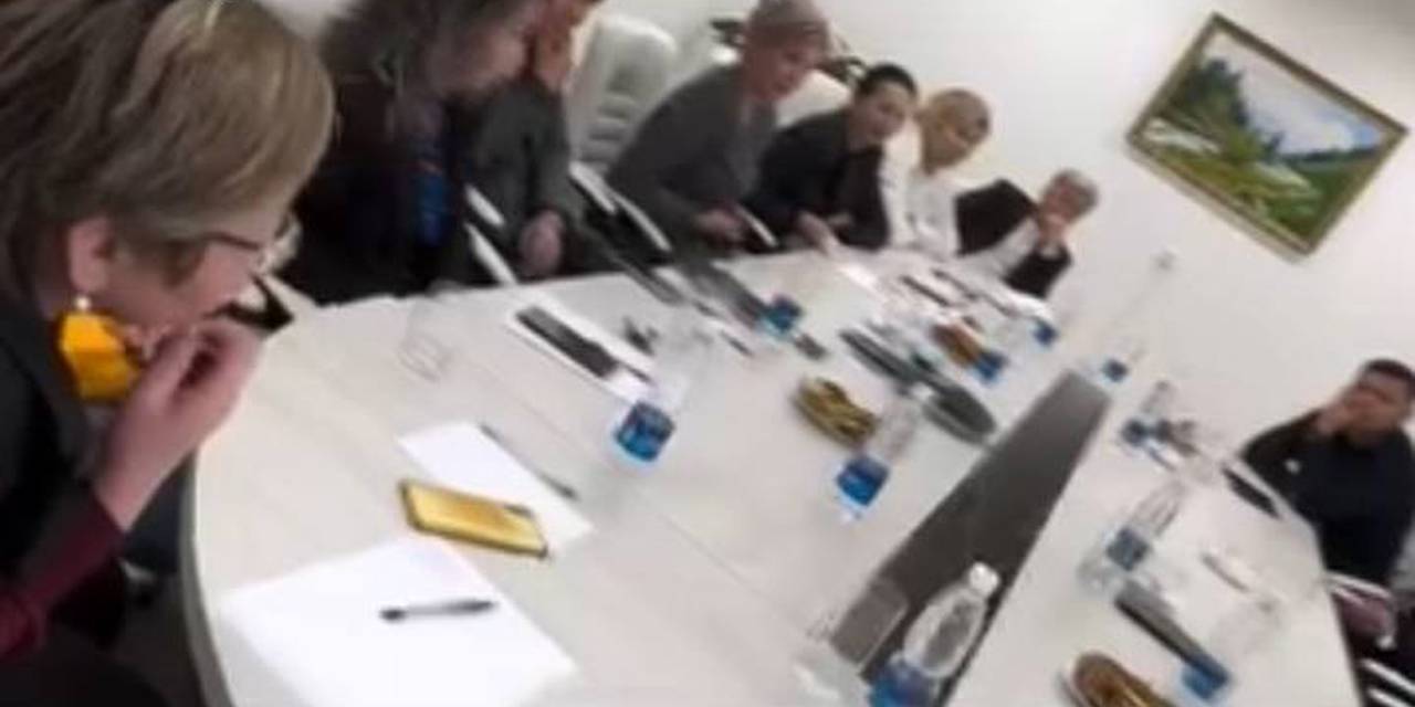 Бүгүн, 2024-жылдын 10-декабрында, АДАМ Университетинде GEEKS IT-компаниясынын өкүлдөрү менен жумушчу жолугушуу болуп өттү