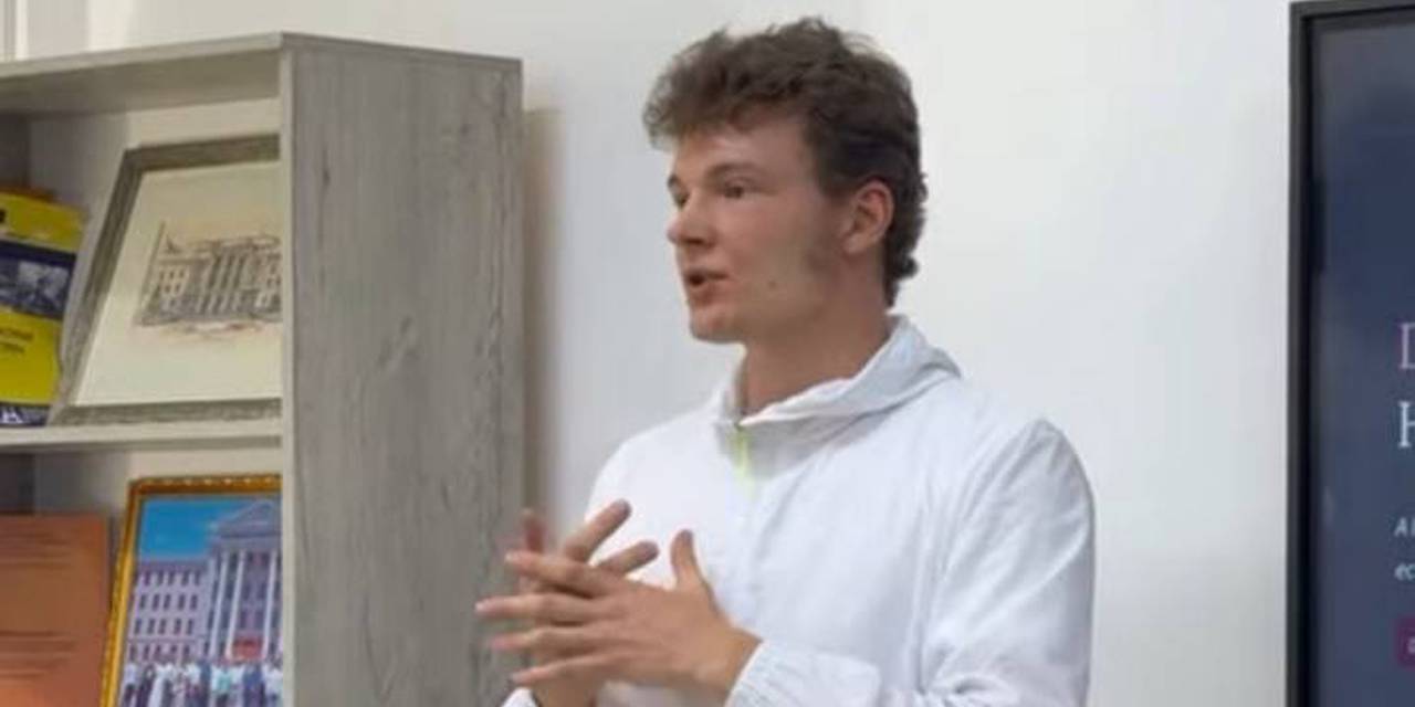 14 апреля преподаватели программы ИТОД совместно со студентами направления «Информационные системы и технологии» провели важный семинар-тренинг